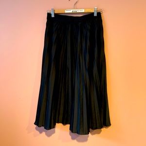 H&M Pleated Midi Skirt